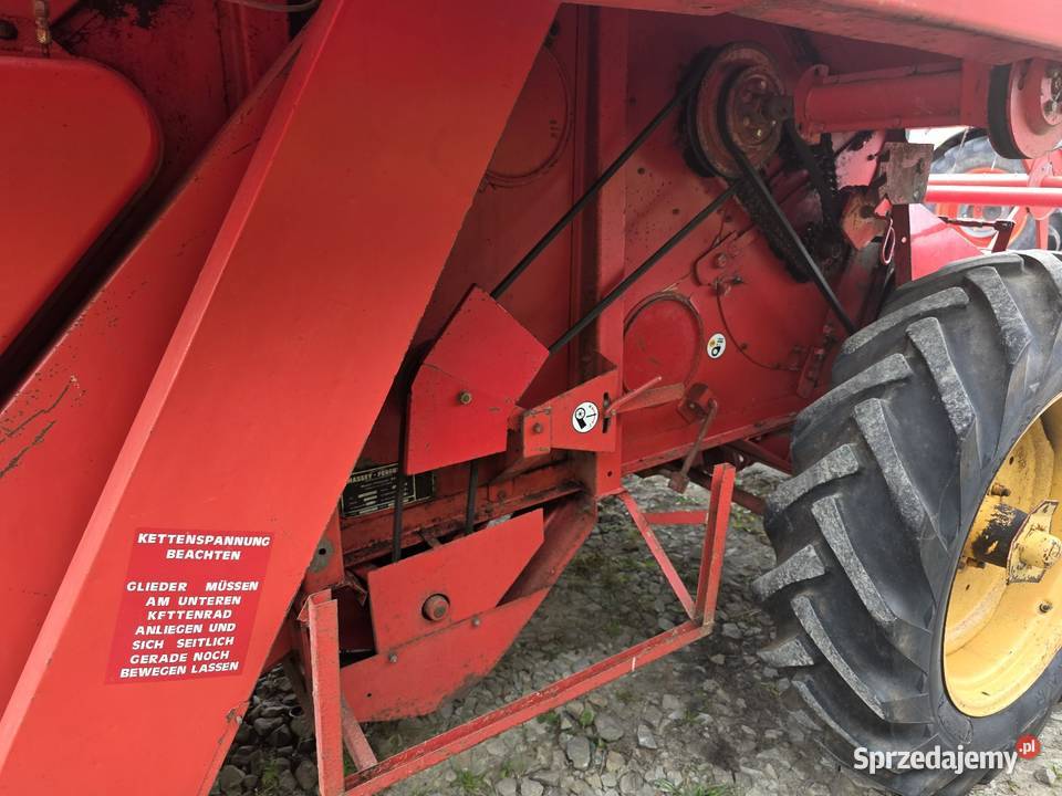 Kombajn zbożowy Massey Ferguson 186 z Niemiec podkarpackie Domaradz