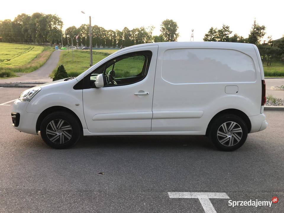 CITROEN BERLINGO 2017r 16 100 ZADBANE AUTO Łękawica