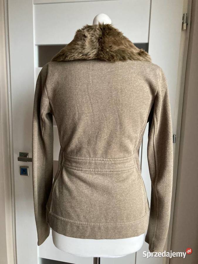Nowy luksusowy brązowy żakiet bluza Armani Rozmiar 36(S) sprzedam
