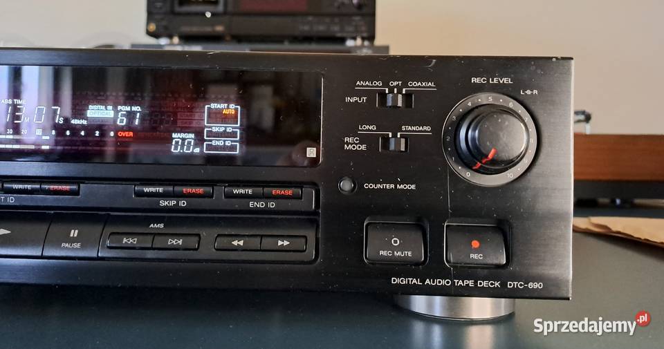 Magnetofon cyfrowy DAT Sony DTC690 Białystok