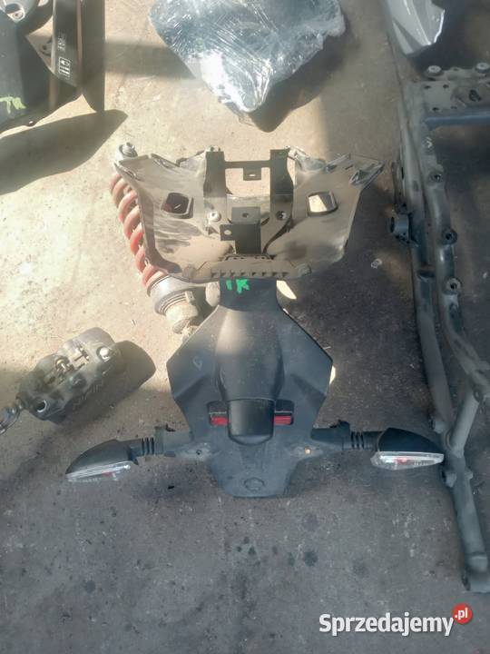 Triumph Tiger sport 1050 części różne szyba Radom