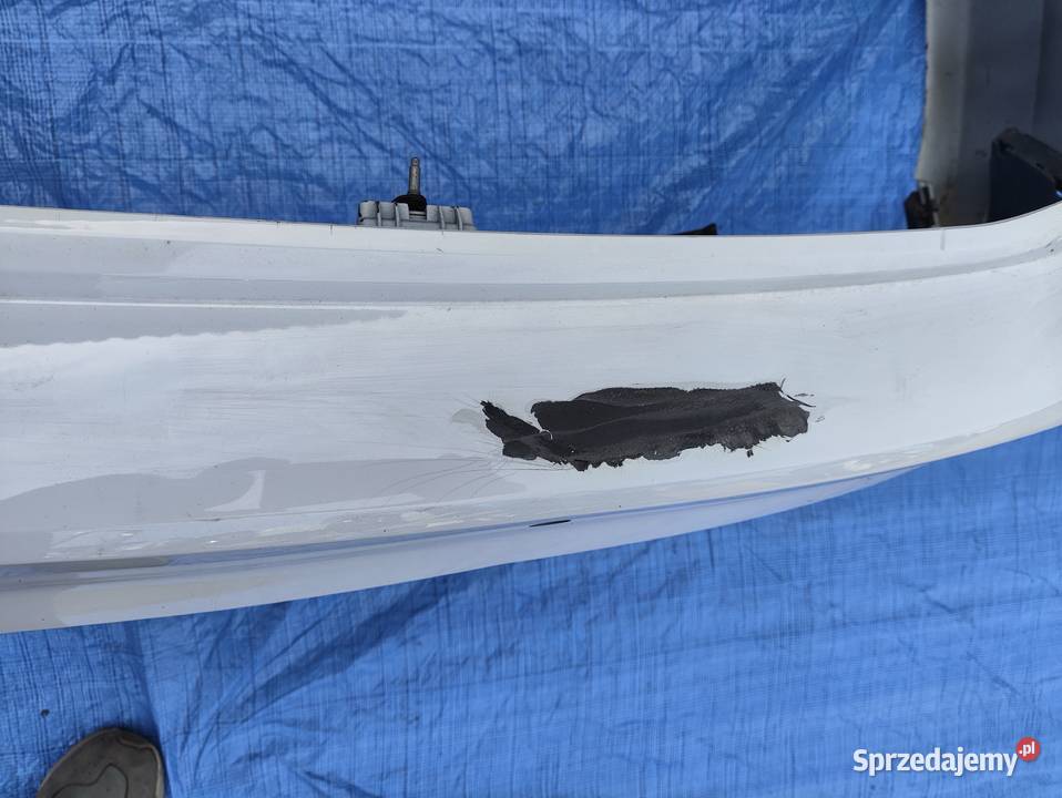 AUDI A4 B9 RS4 KOMBI ZDERZAK TYŁ 8W9807511AJ 20 osobowe Wałcz