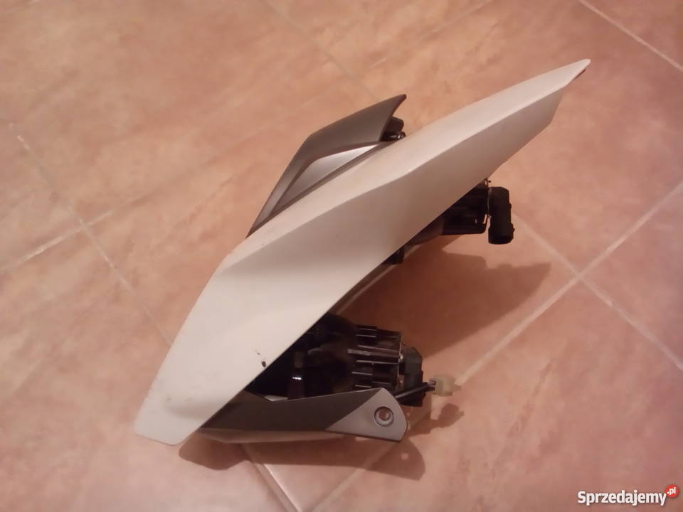 CZASZA OWIEWKA LAMPA PRZÓD KTM 690 DUKE