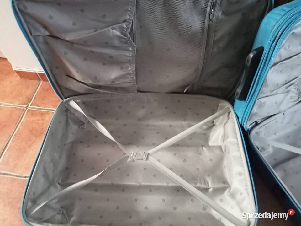 walizka podróżna na kółkach Nowy Tomyśl