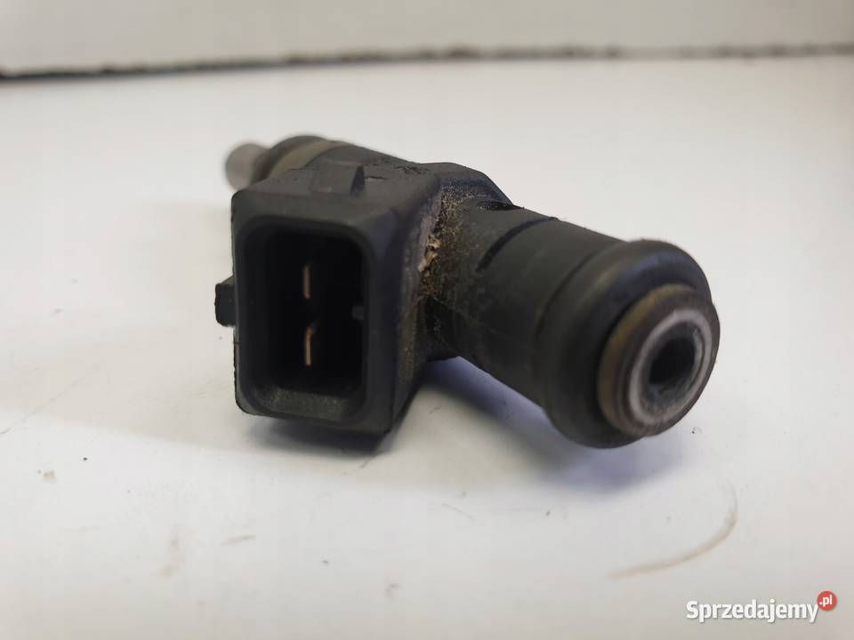 WTRYSKIWACZ BMW E90 E91 E87 20 B 7506158 Chełm sprzedam