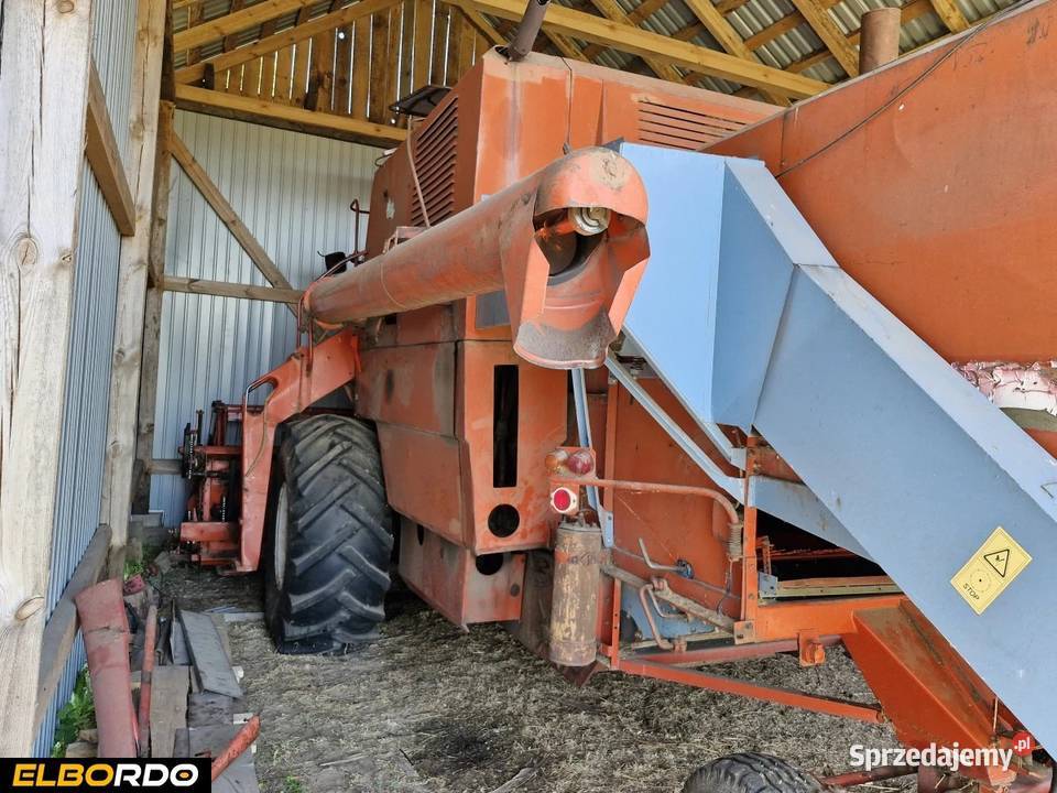 Kombajn Bizon Super Z056
