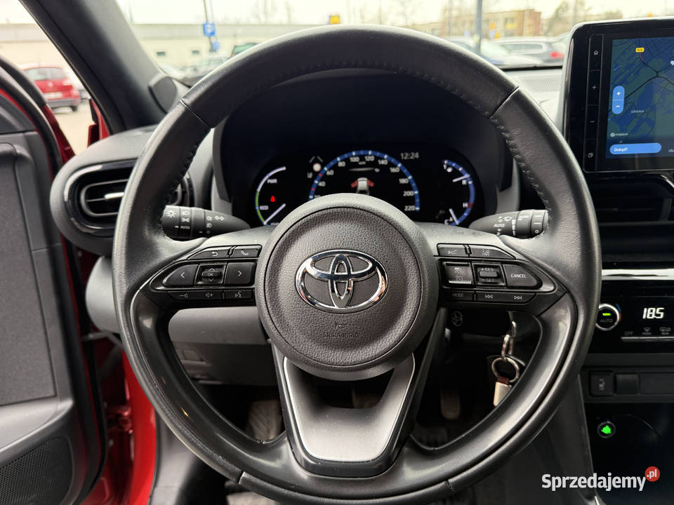 Toyota Yaris Cross 2023 1 właściciel ASO Toyota śląskie sprzedam