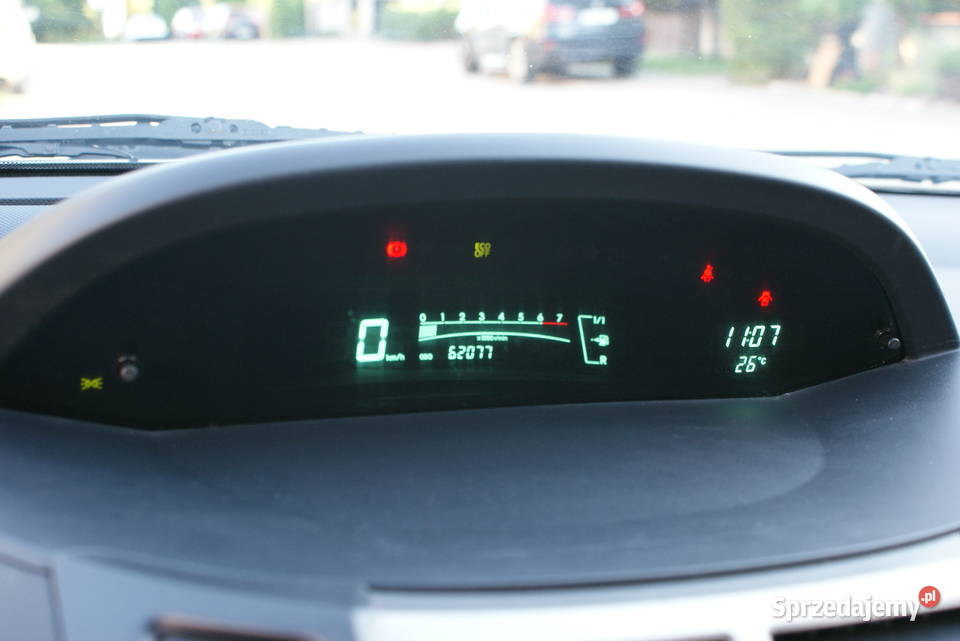 TOYOTA YARIS biały Yaris Olsztyn