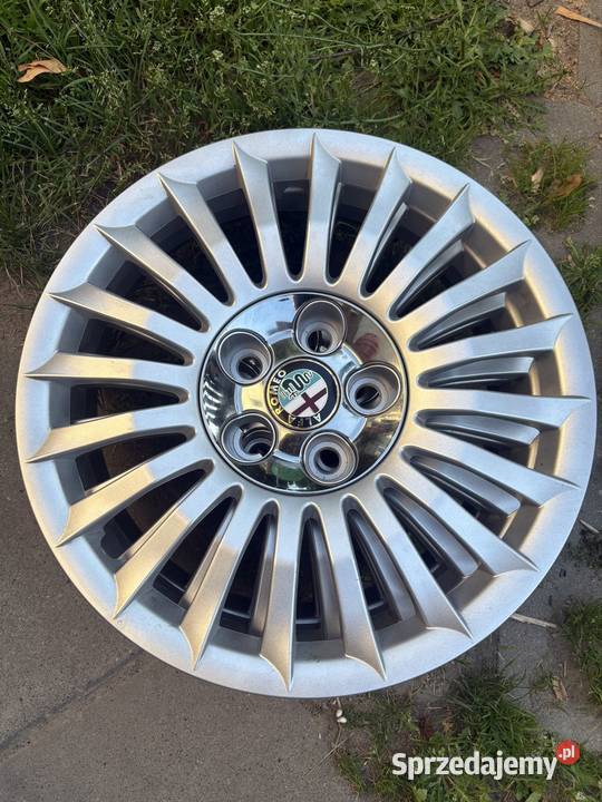 Kołpaki alfa romeo giulietta 16 Radomsko