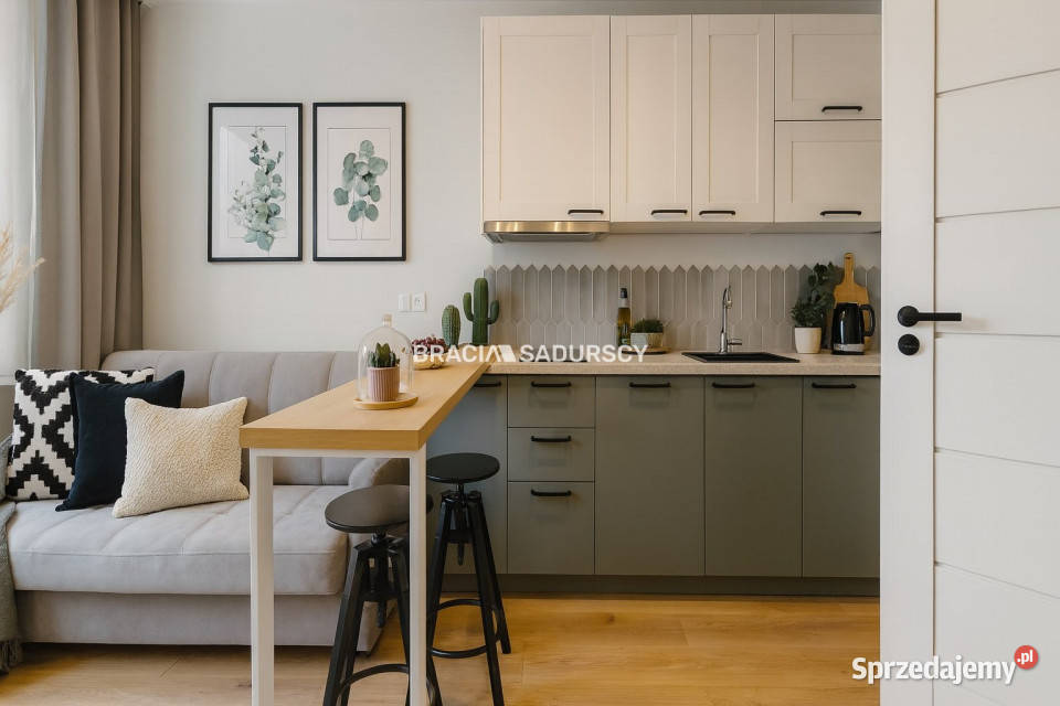 sprzedaży mieszkania Kraków Tomickiego 8108m2 81.08m2