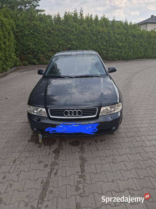 Sprzedam Audi A4 b5 sedan 18 125 koni benzyna aluminiowe felgi Cyców