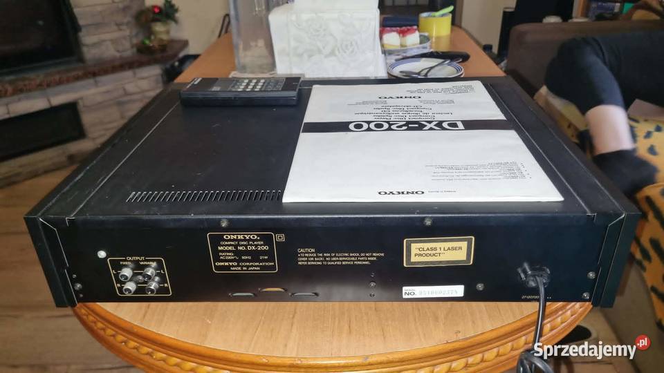 Wybitny odtwarzacz CD Onkyo Integra DX200 z Odtwarzacze CD i MD Warta