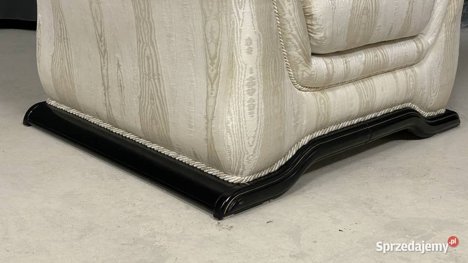 Elegancki komplet wypoczynkowy 321 w klasycznym Budno