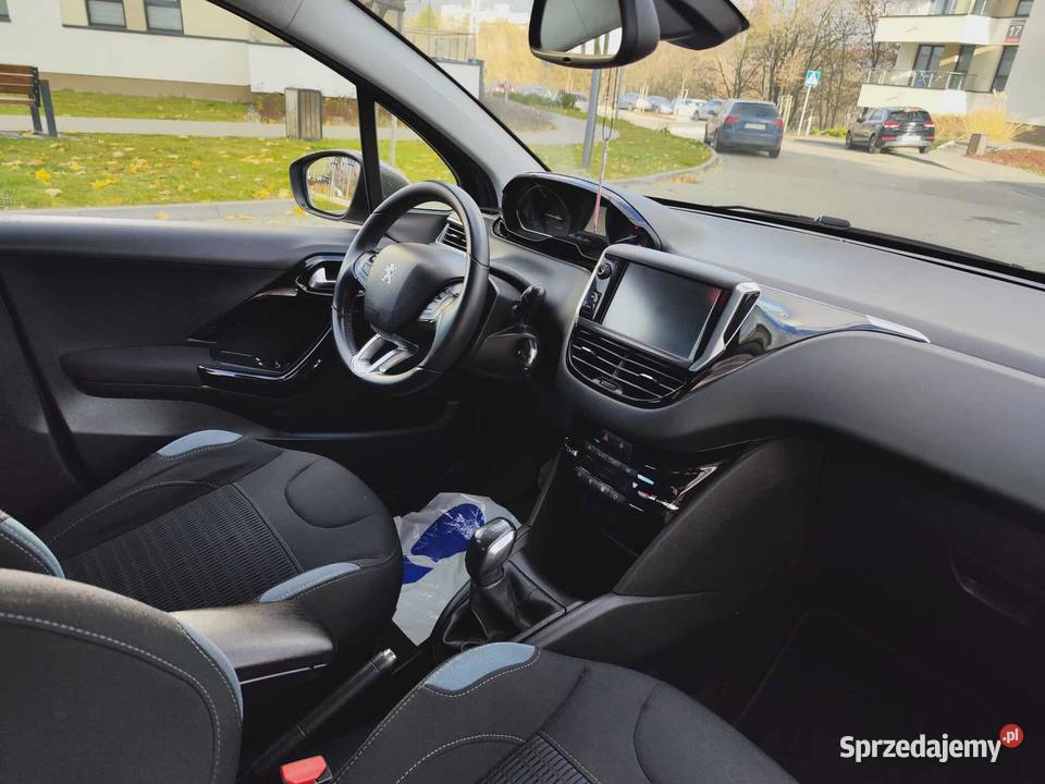 Peugeot 208 16 Benzyna LED Czujniki Navi benzyna Lublin