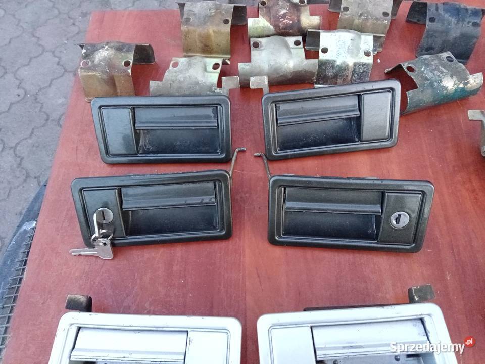 Polonez Caro klamki przednie i tył L i P strona osobowe podkarpackie Stalowa Wola