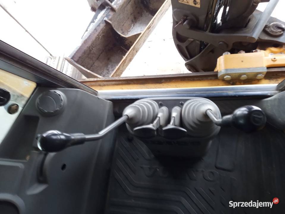 Volvo BL 71 Koparko Ładowarka Volvo BL71 2007r Stalowa Wola