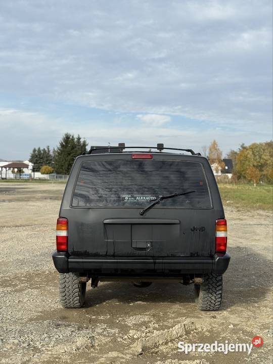Jeep Cherokee XJ lift 40 LPG Grybów