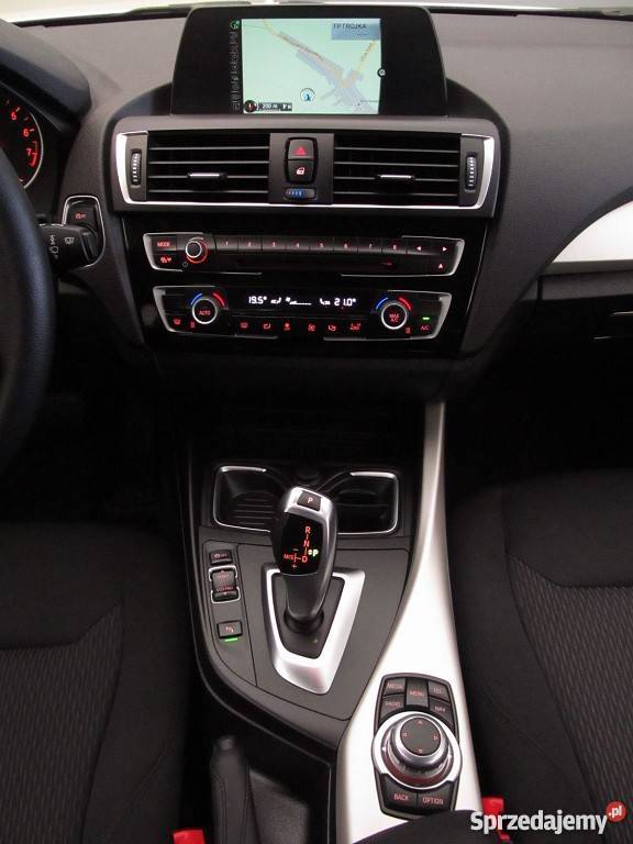 Do sprzedania BMW 118 F20 biały aluminiowe felgi Leszno