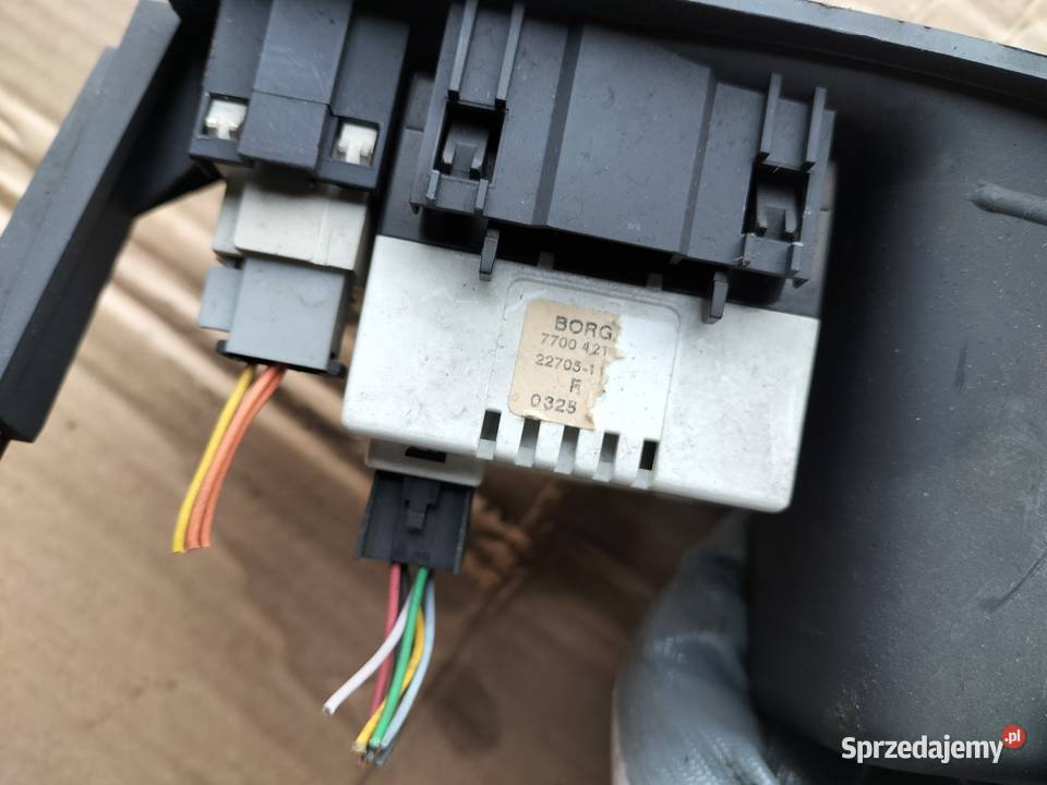 RENAULT CLIO 2 PANEL WYŚWETLACZ ZEGAREK lubelskie Kamień-Kolonia