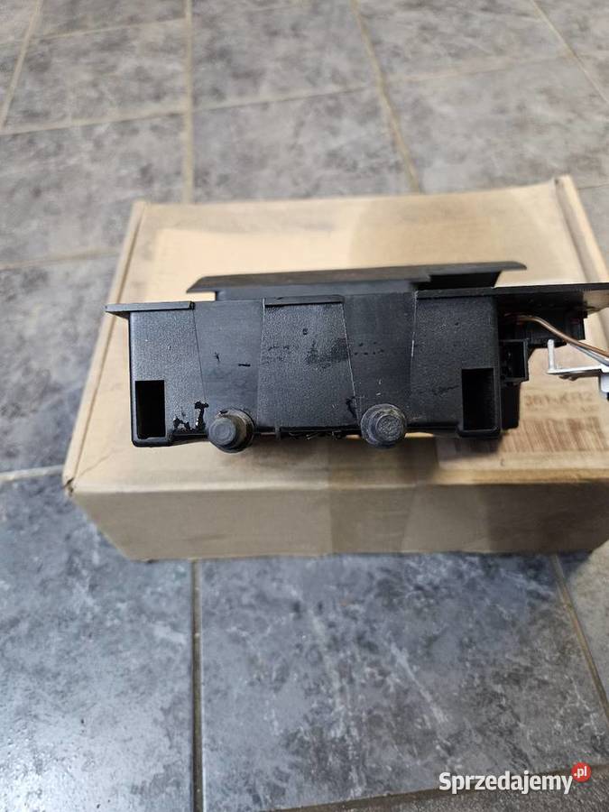 Popielniczka do audi tt 8n Wola Filipowska