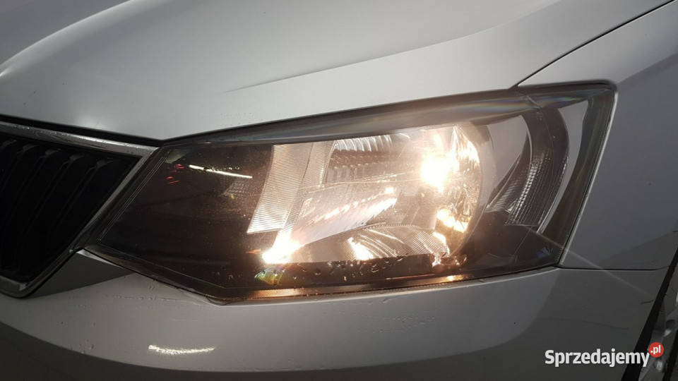 koda Fabia 10 TSI Ambition Z polskiego salonu FV czujnik zmierzchu Warszawa