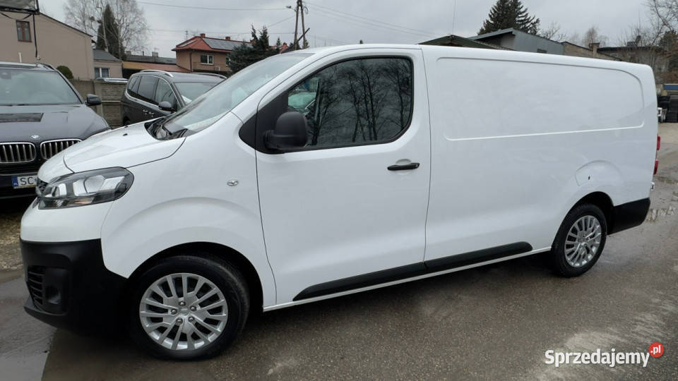 Opel Vivaro 20D122 Ciężarowy3Osoby Bezwypadkowy Rok produkcji 2020