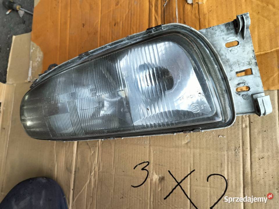 FORD FIESTA MK4 MK 4 LAMPA PRZÓD PRZEDNIA PRAWA Kamień-Kolonia