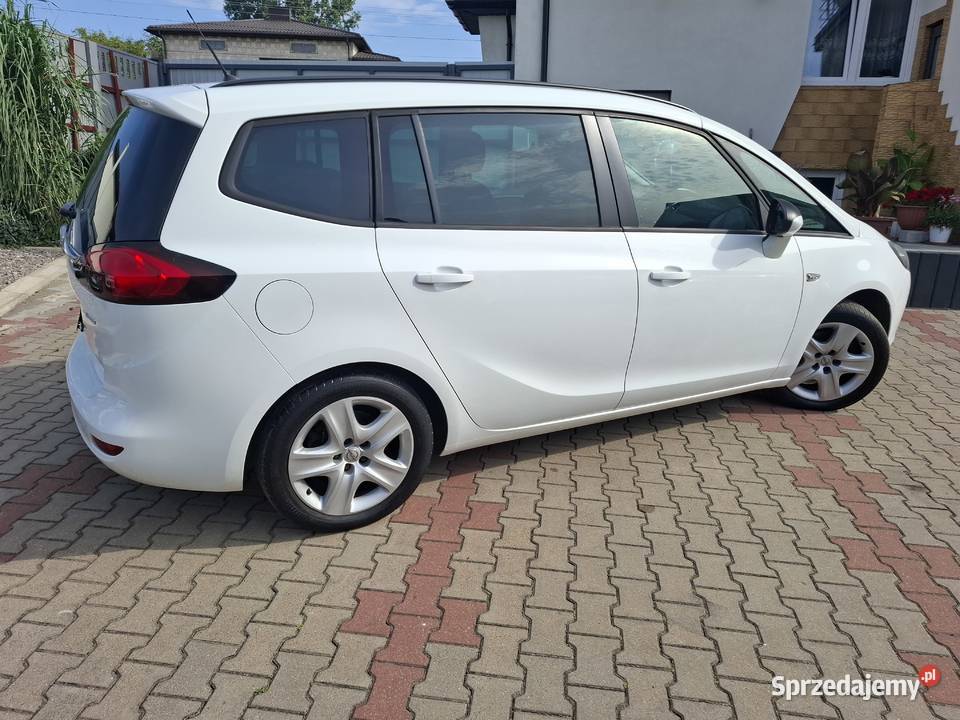 Opel Zafira 14 Benzyna 140Serwis VAT marża Zafira Pawłów