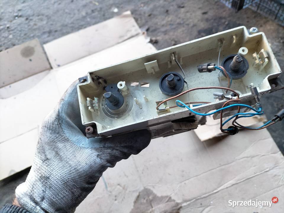 AUDI 80 B3 B4 PANEL NAWIEWU LINKA LINKI Kamień-Kolonia