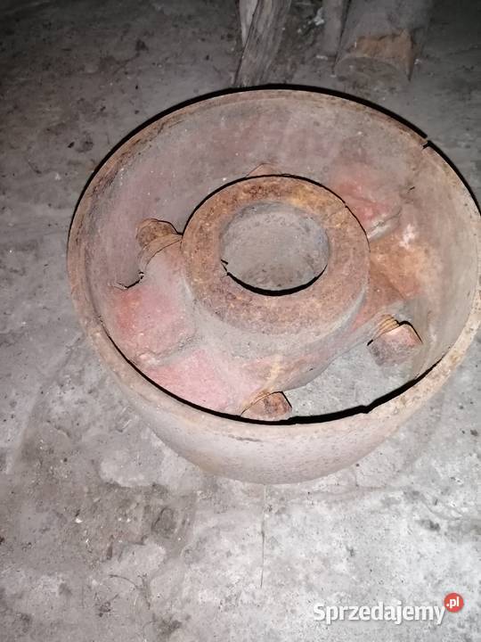 Koło pasowe na pas płaski średnica 195 Produkcja świętokrzyskie Ruda Pilczycka sprzedam