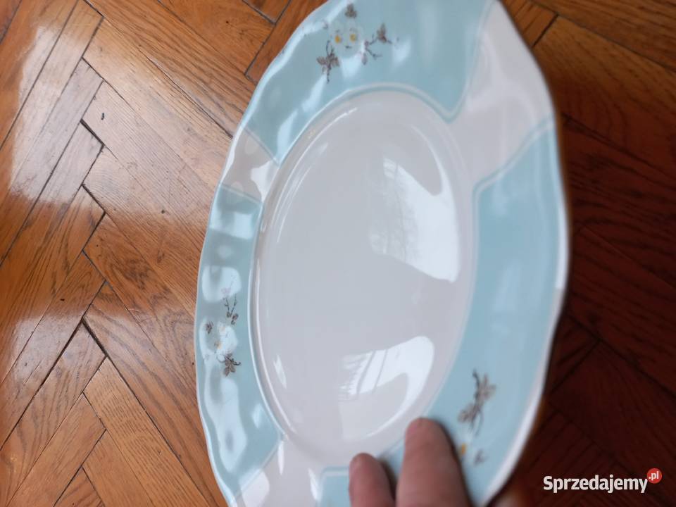 Porcelanowy duży talerz produkcja karolina Piastów