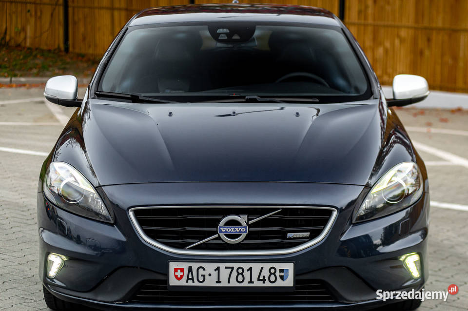 VOLVO V40 16 150 RDesign Szwajcaria 128700km Orońsko sprzedam