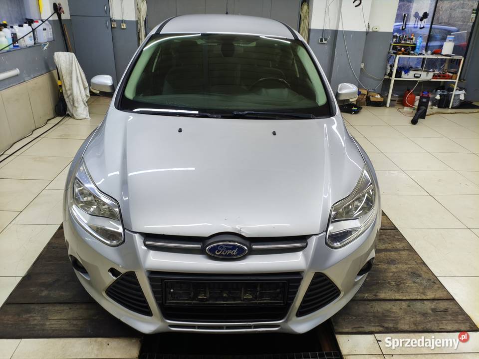 Ford Focus MK3 salon dużym serwisie nie wymaga 251000km Piotrków Trybunalski
