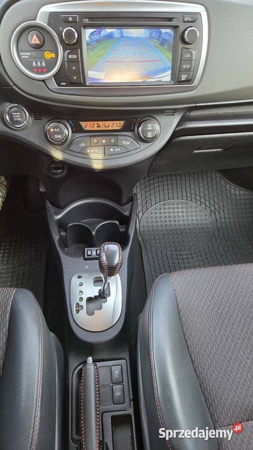 Toyota Yaris Automat Polski Salon gniazdo USB