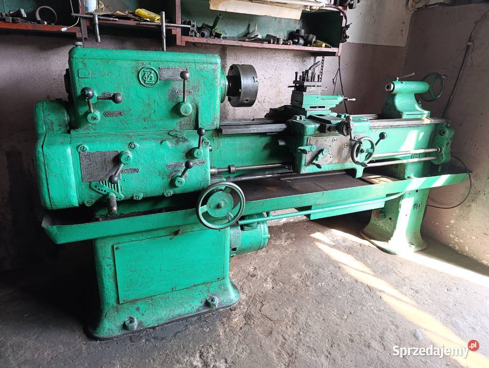 Tokarka do metalu starodawna CTR 654N obrabiarka świętokrzyskie