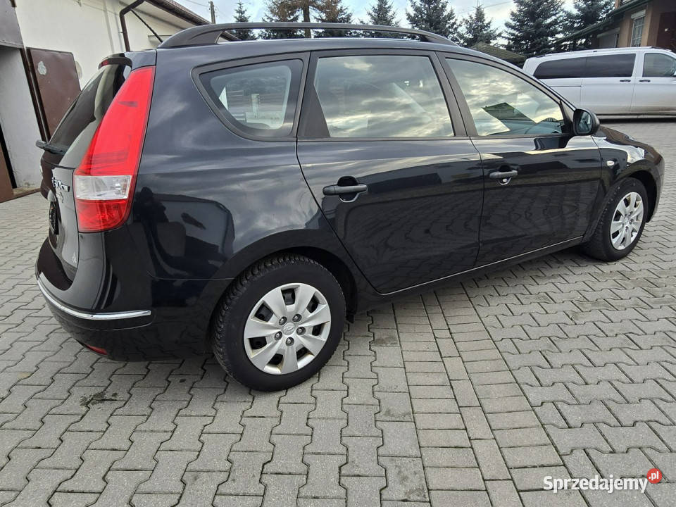 Hyundai i30 14benz VAT marża Kutno sprzedam