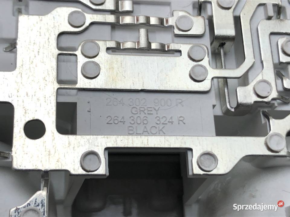 LAMPA SUFITOWA DACIA DUSTER 264302900R Hatchback