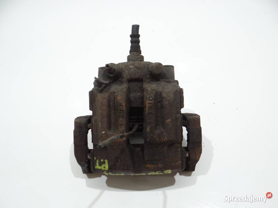 ZACISK HAMULCOWY PRAWY TYŁ BMW E90 LCI N47 4220 Strzyżewice