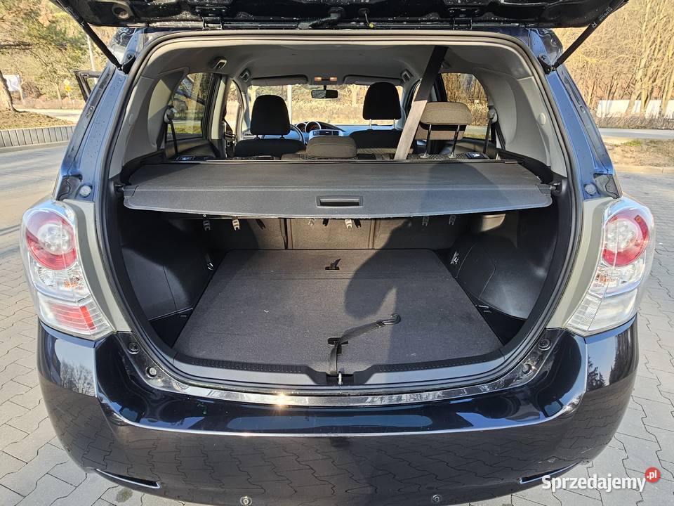 Toyota Verso 18 benzyna Wadąg