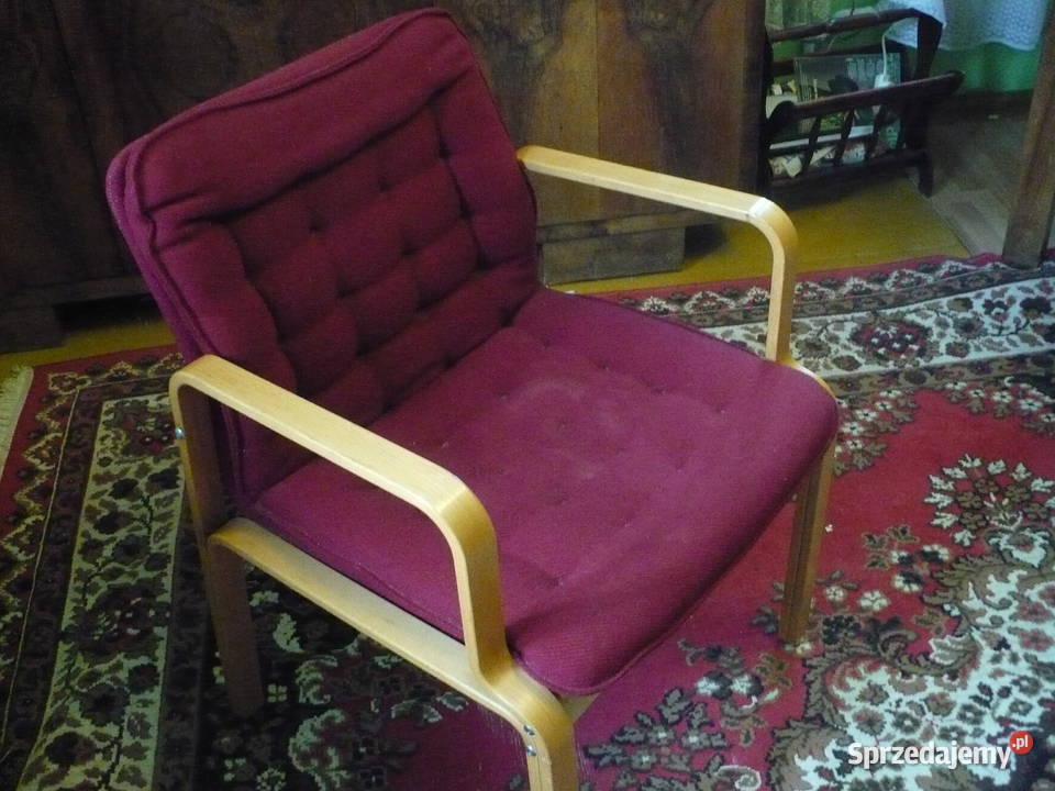 krzesła RADOMSKO 4 sztuk INNE Z EPOKI stół Poświętne