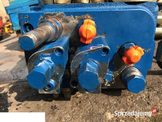 Liebherr L544 L550 L554 Rozdzielacz Hydrauliczny Jastrzębniki