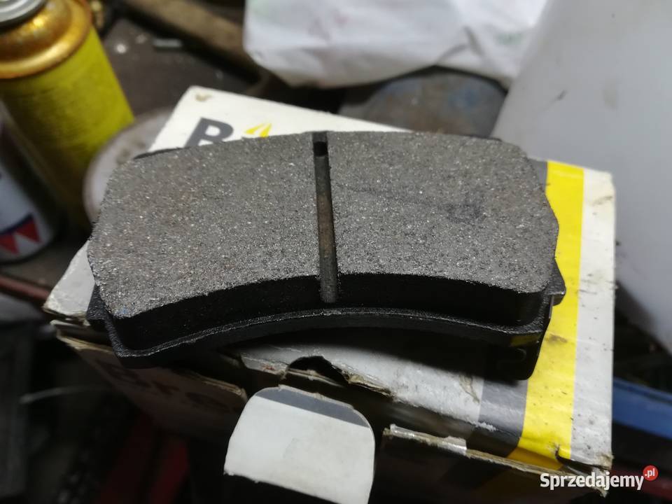 Klocki breck 21654 00 702 10 mazda 323 121 kia Nowe