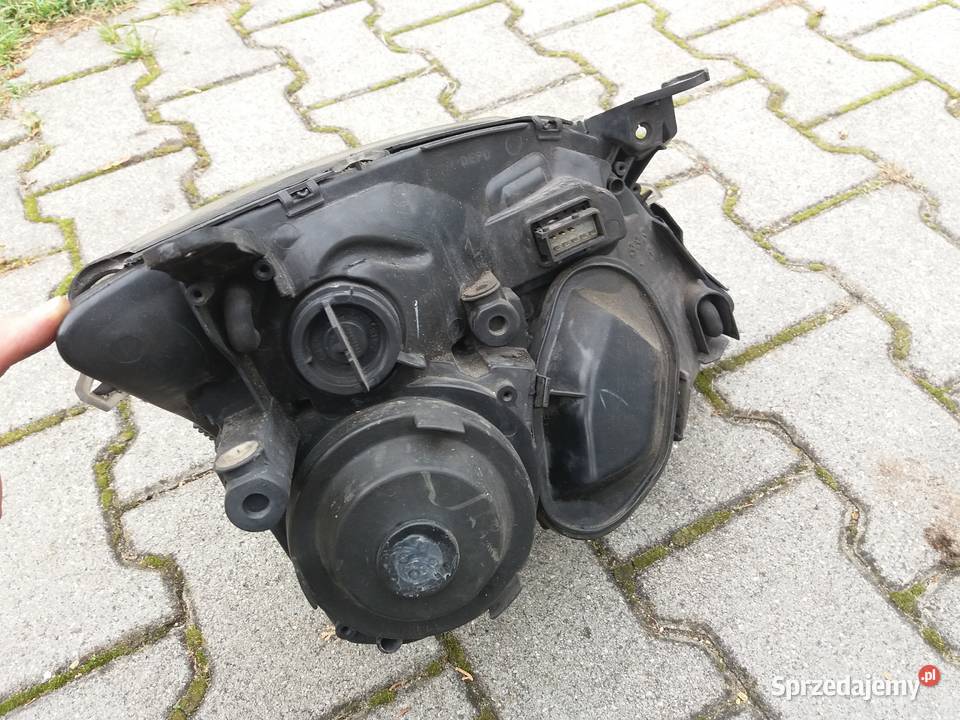 Opel Vectra C przedlift lampy reflektory przód osobowe Poraj