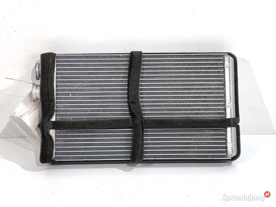 NAGRZEWNICA AUDI A4 B9 DY704 Kombi KOMBAJN Części samochodowe podkarpackie
