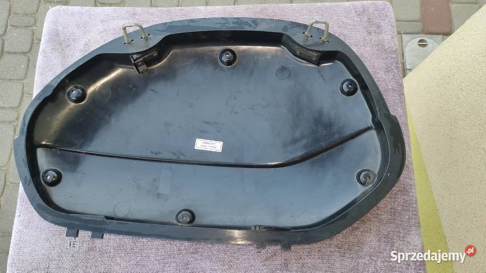 Pokrywa kufra wypełnienie Honda NTV 650 Księżyno