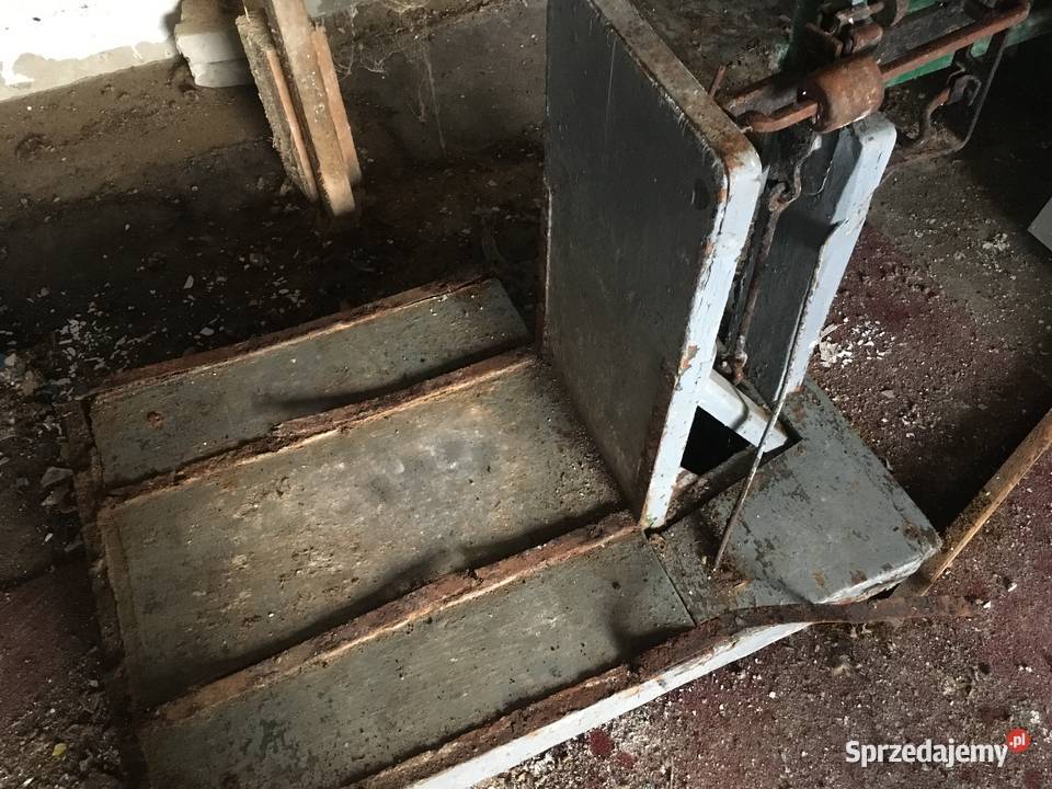 Stara Waga Podłogowa PRL Pozostałe Szczecinek sprzedam