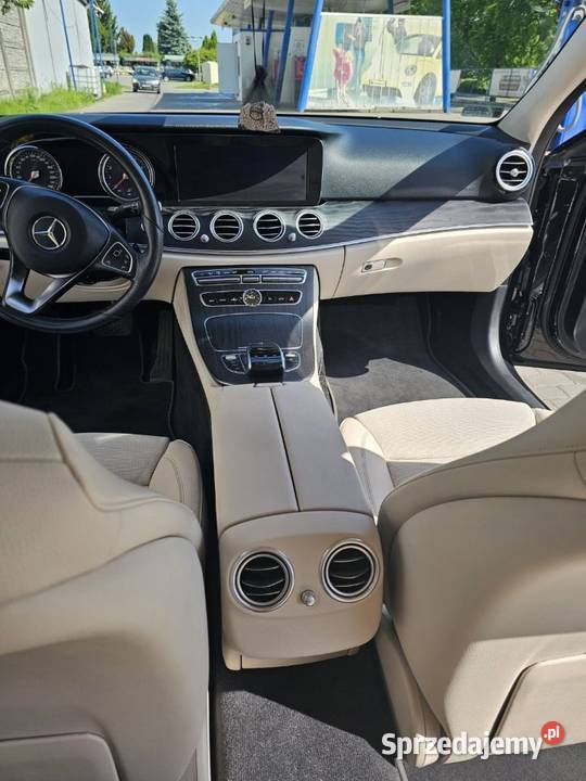 Mercedes Benz EKlasa W213 20 Benzyna 200 2018r