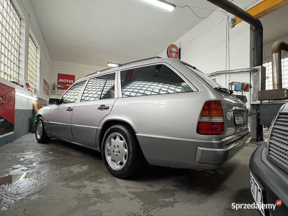 Mercedes W124 S124 20 Benzyna E200 Mercedes-Benz