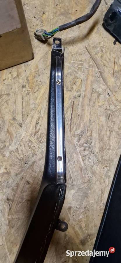 Jaguar XJ6 XJ12 kieszeń drzwi przód prawe Uchwyty fabryczne Słupca