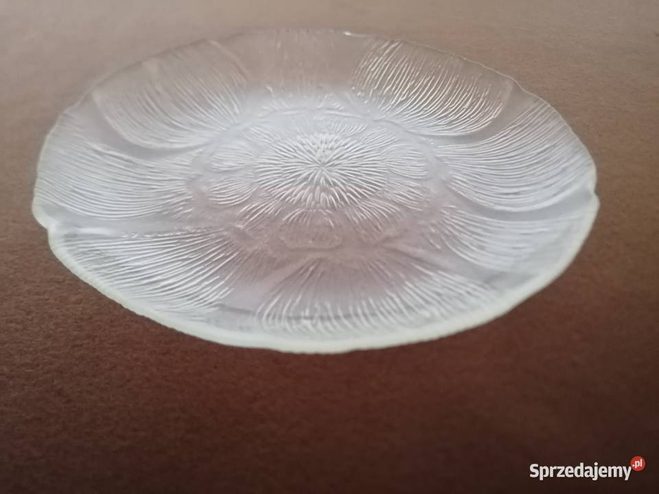 Szklany talerz skamielina średnica 19 Łódź